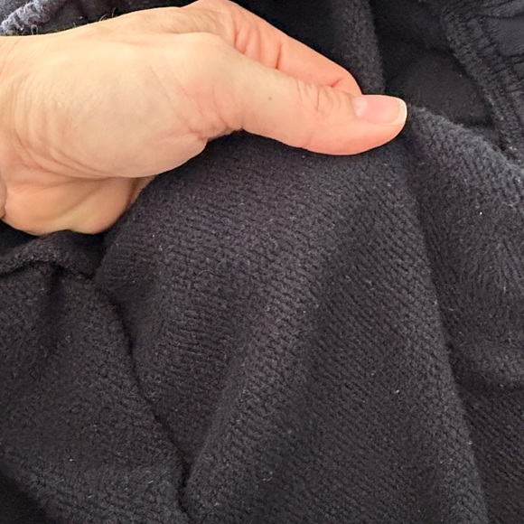 ALO Yoga Women's Accolade Sweatpant Black - Picture 5 of 10